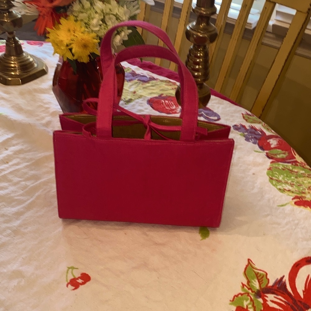 🌺NWOT Fun little bright pink linen bag. Chris Birchfield